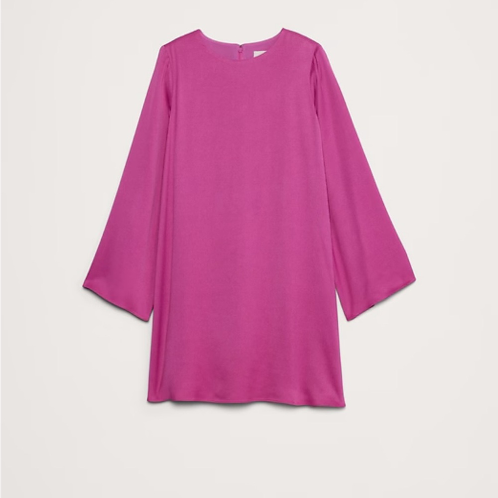 Banana Republic Pink Long Sleeve Satin Dress
New with tags, never worn